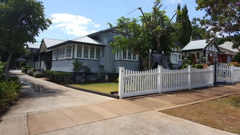Elindale House Bed & Breakfast - Accommodation Gladstone 0