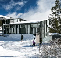 Elk at Falls - Accommodation Gladstone