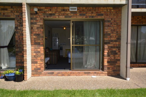 Ellswood 1 - Accommodation Gladstone 2