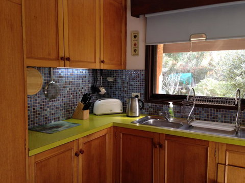 Eltham South Lodge - Accommodation Gladstone 1