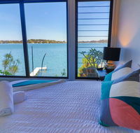 Elysium Lakehouse - Accommodation Gladstone