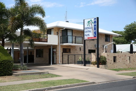 Emerald Central Palms Motel - Accommodation Gladstone 0