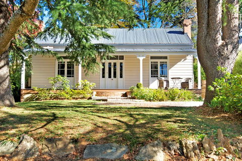 Endellion - Accommodation Gladstone 0