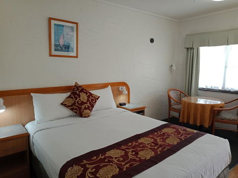 Espana Motel - Accommodation Gladstone 1