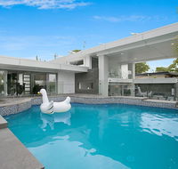 Essence of Broadbeach - Accommodation Gladstone