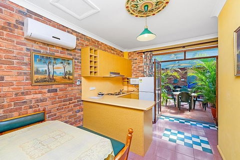 Ettalong Beach Tourist Resort - Accommodation Gladstone 2