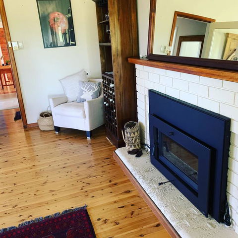 Eurunderee House - Accommodation Gladstone 3