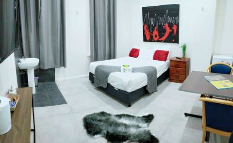 Exchange Hotel Goulburn - Accommodation Gladstone 1