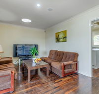 Exclusive Handy Holiday House - Accommodation Gladstone