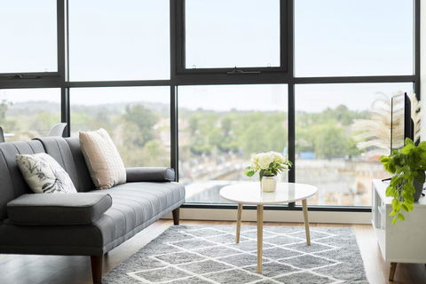 Executive City-centre Apartment With Parking - Accommodation Gladstone 3