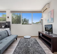 Explore Melbourne from a Convenient South Yarra Pad - Accommodation Gladstone