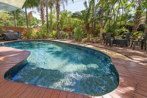 Fannie Bay Art House - Accommodation Gladstone 1