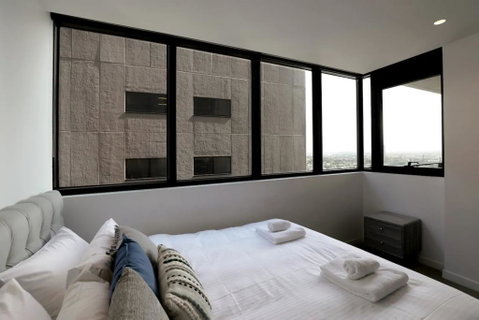 Fantastic 2 Bedroom Apartment In Melbourne's Southbank - Accommodation Gladstone 2