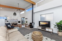 Book Illowa Accommodation Vacations Accommodation Gladstone Accommodation Gladstone