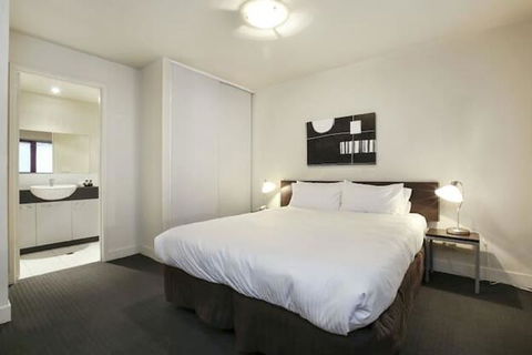 Fasils Home - Accommodation Gladstone 3