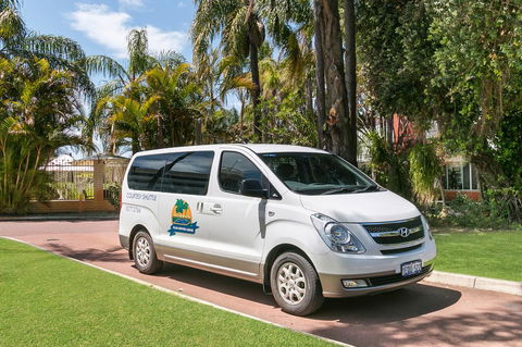 Flag Motor Lodge - Accommodation Gladstone 0