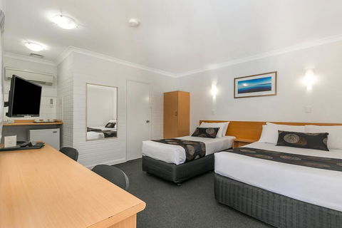 Flag Motor Lodge - Accommodation Gladstone 1