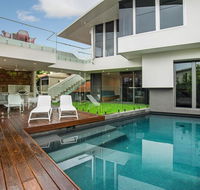 Flawless  modern luxury Sunshine Beach - Accommodation Gladstone