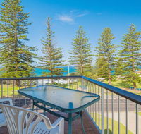 Flinders Lodge - fantastic views opposite Main Beach - Accommodation Gladstone