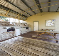 Fossickers Tourist Park - Accommodation Gladstone