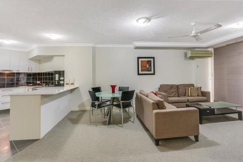 Founda Gardens Apartments - Accommodation Gladstone 0