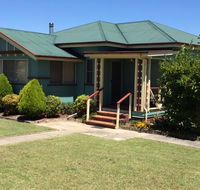 FROGGIES HOLIDAY HOUSE - Accommodation Gladstone