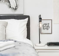 Funky CBD Pad sleeps two perfect - Accommodation Gladstone
