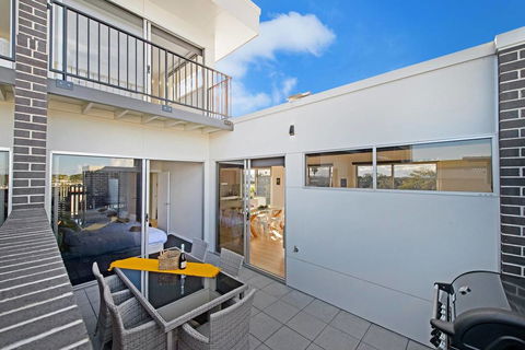 G149 Apartment 4 - Accommodation Gladstone 2