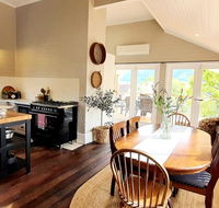 Galway - Accommodation Gladstone