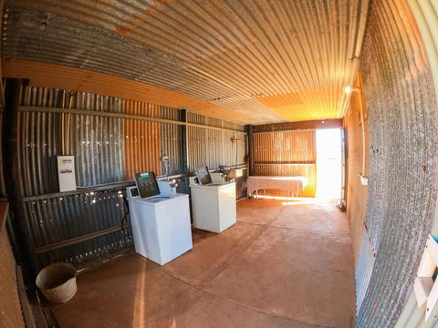 Giralia Homestay - Accommodation Gladstone 2