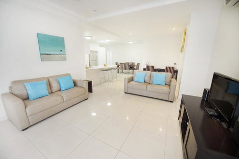 Gladstone City Central Apartment Hotel - Accommodation Gladstone 1