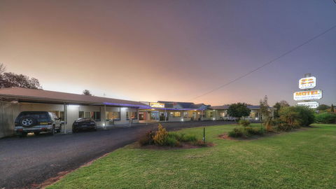 Glen Innes Motel - Accommodation Gladstone 2