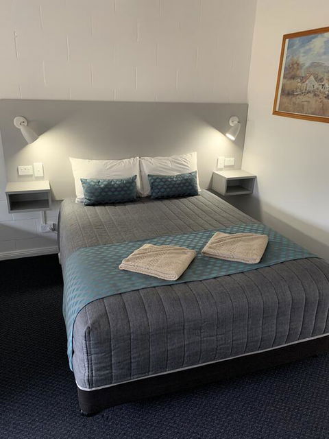 Glen Innes Motel - Accommodation Gladstone 0