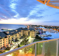 GLENELG Five Stars - Accommodation Gladstone