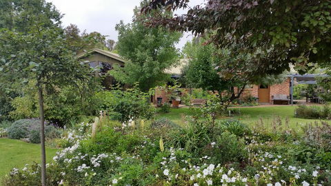Glenhope Alpaca Farm Suites - Accommodation Gladstone 2
