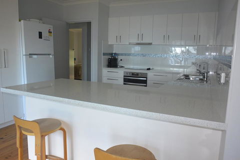Glenrowan Erowal Bay - Accommodation Gladstone 3