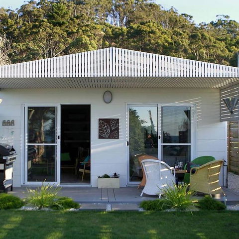 Goat Island Bungalow - Accommodation Gladstone 3