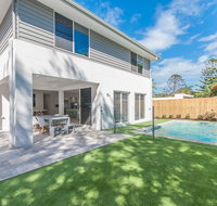 Going Coastal On Sunshine - Accommodation Gladstone