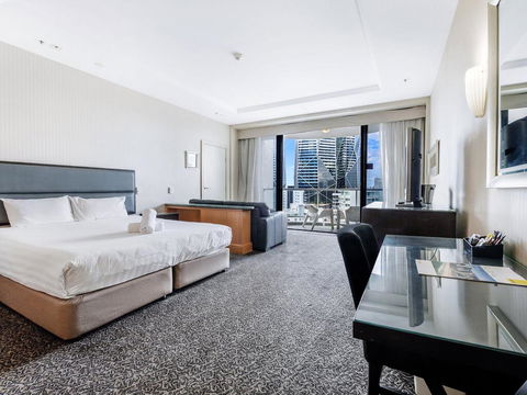 Gold Tower 8th Level Private Two Bedroom Dual Key - Accommodation Gladstone 0