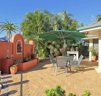 Golden Cane Bed  Breakfast - Accommodation Gladstone