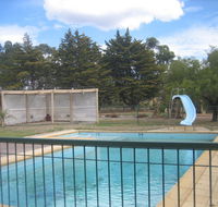 Golden Hills Motel - Accommodation Gladstone