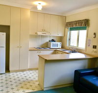 Golfview Motor Inn - Accommodation Gladstone