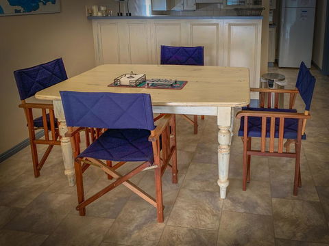 Gone Fishing - Accommodation Gladstone 2