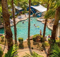 Gorgeous 4 Bed Beachside Apartment - Diamond Beach Resort - Accommodation Gladstone