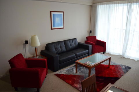 Great Escape At Chevron Renaissance - Accommodation Gladstone 2