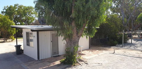 Green Head Caravan Park - Accommodation Gladstone 2