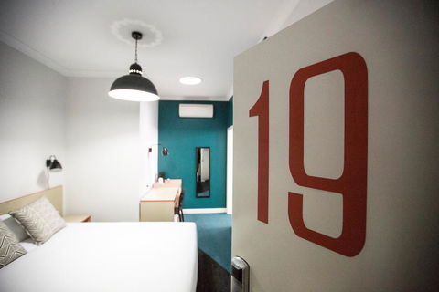Greenacre Hotel - Accommodation Gladstone 1