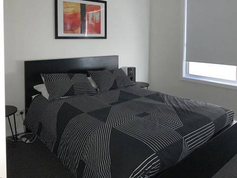 Grey On The Bay - Accommodation Gladstone 1