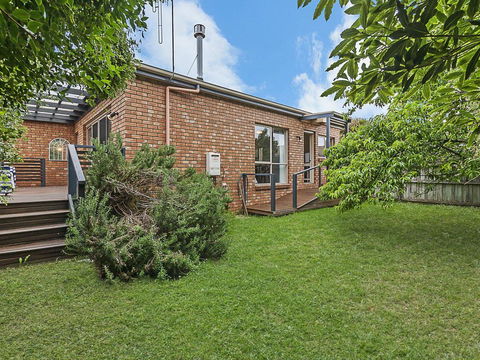 GUILDFORD COTTAGE - Accommodation Gladstone 3
