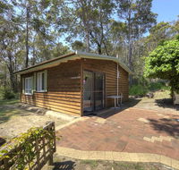 Gum Grove Chalets - Accommodation Gladstone